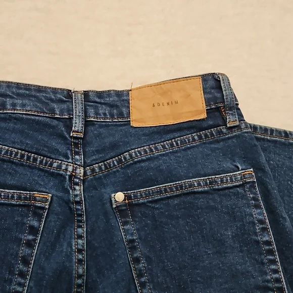 H&M Mom Jeans Ultra High Waist &Denim Blue 4 Button Fly - Picture 11 of 13